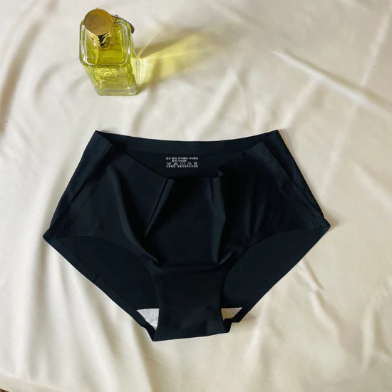 💖Silky Soft Seamless Panty (Pack of 4) ✨