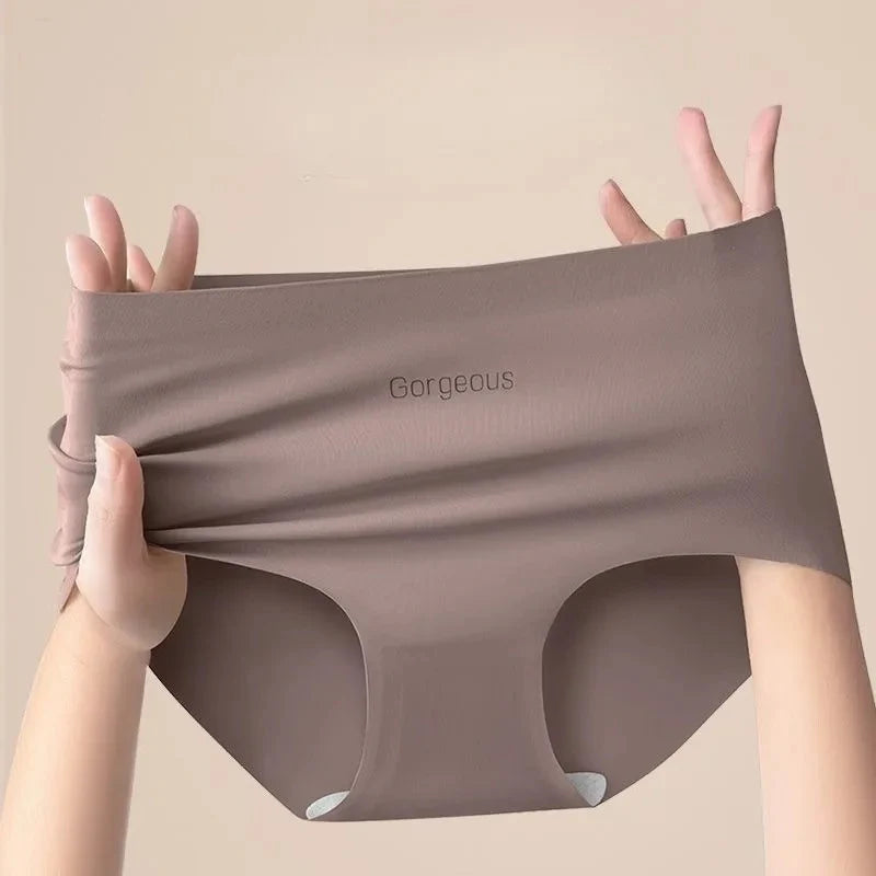 💖Silky Soft Seamless Panty (Pack of 4) ✨