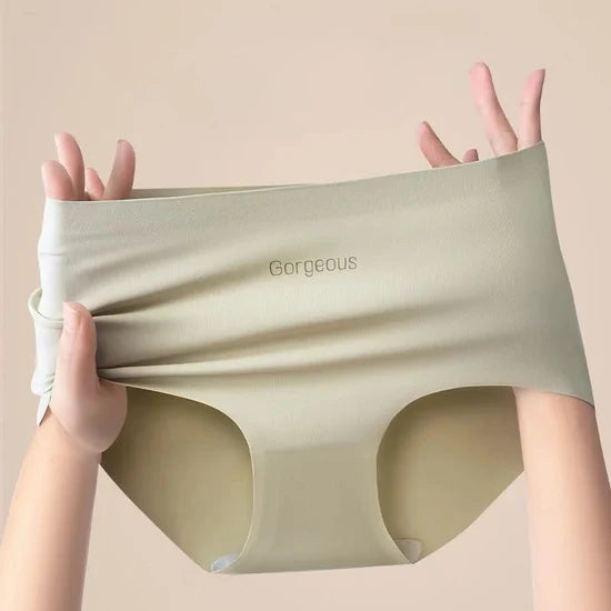 💖Silky Soft Seamless Panty (Pack of 4) ✨
