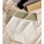 💖Silky Soft Seamless Panty (Pack of 4) ✨