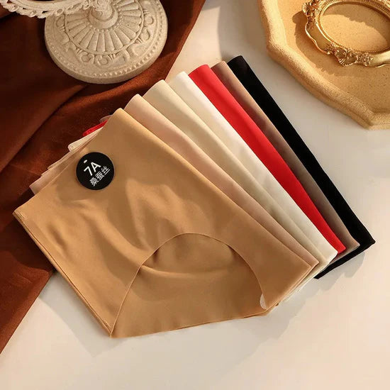 💖Silky Soft Seamless Panty (Pack of 4) ✨